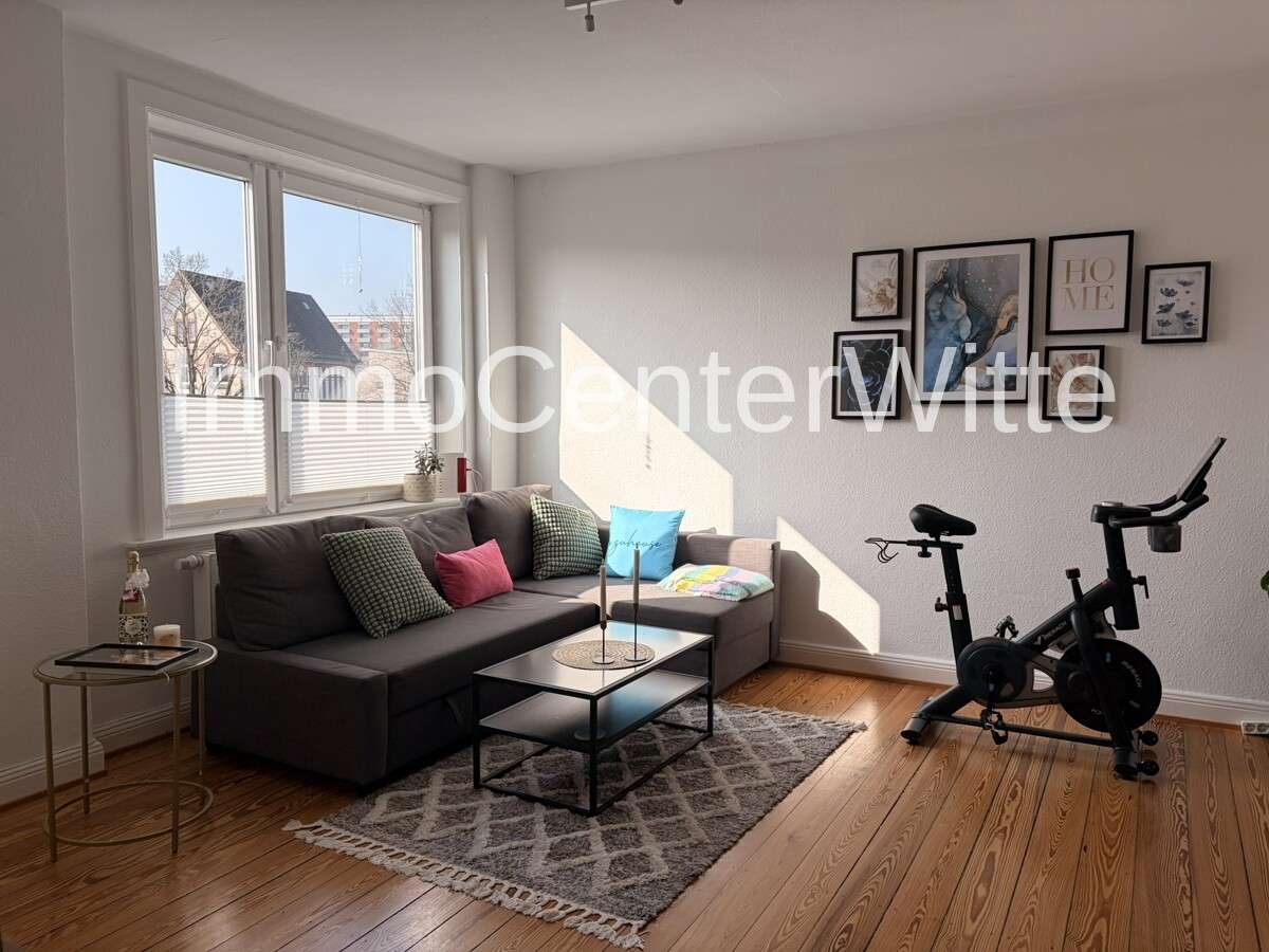 Thumbnail-Wohnung zum Mieten in Pinneberg 1.074,15 € 93 m²
