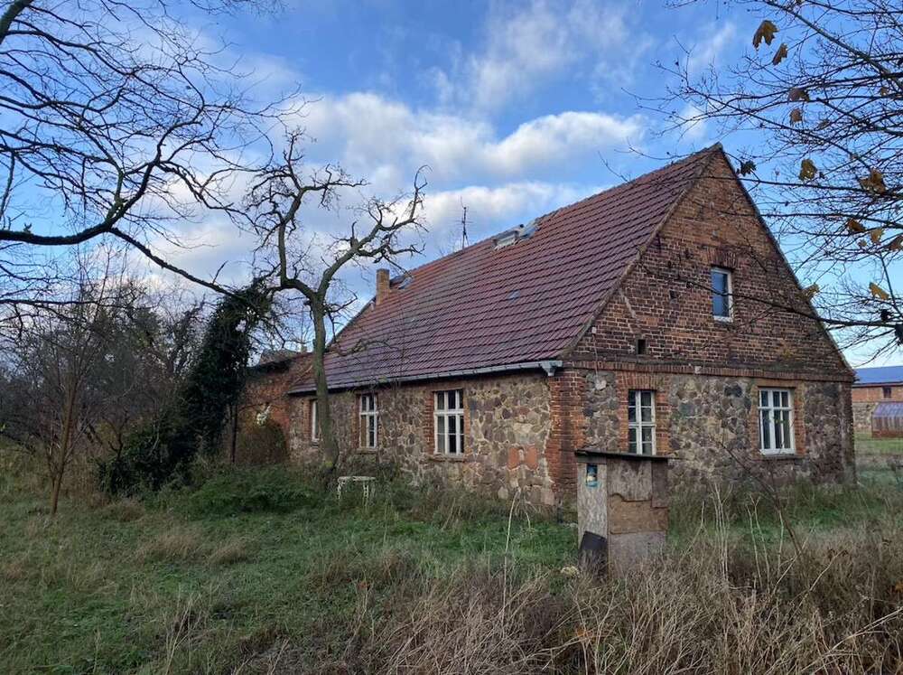 Thumbnail-Haus zum Kaufen in Steinreich Damsdorf 45.000,00 € 170 m²