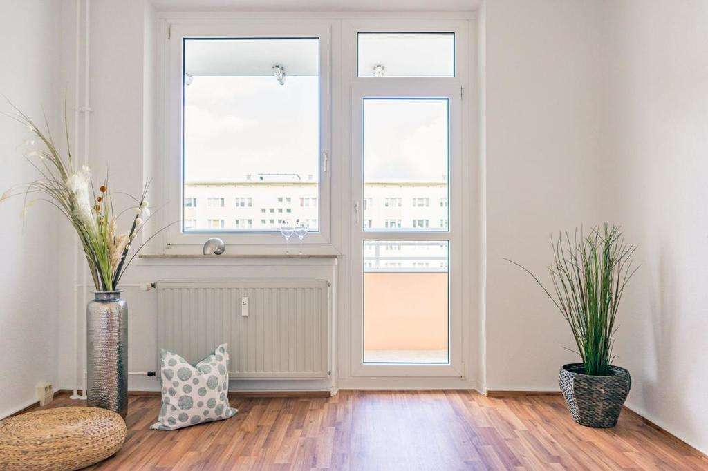 Thumbnail-Wohnung zum Mieten in Chemnitz 280,00 € 45.87 m²