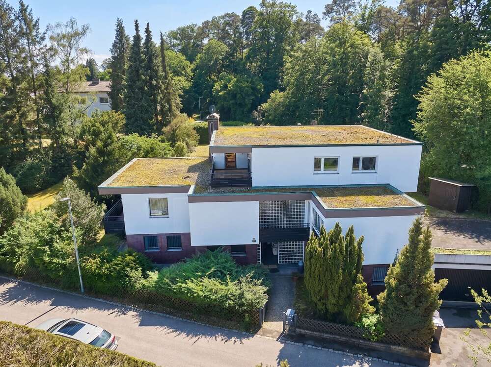 Thumbnail-Haus zum Kaufen in Stuttgart 1.150.000,00 € 305 m²