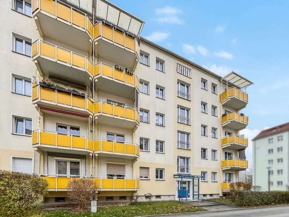 Thumbnail-Wohnung zum Kaufen in Dresden 144.000,00 € 50.52 m²