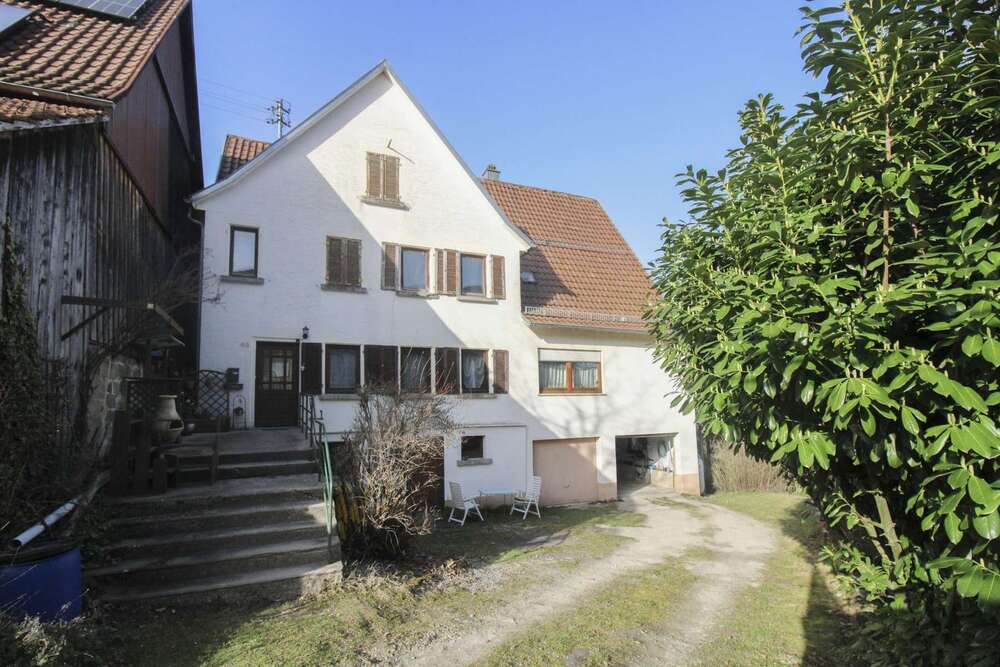 Thumbnail-Haus zum Kaufen in Murrhardt 250.000,00 € 202 m²