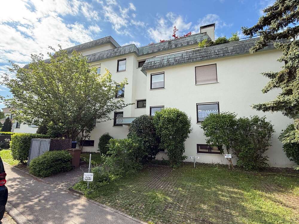 Thumbnail-Wohnung zum Kaufen in Kirchheim 295.000,00 € 77.58 m²