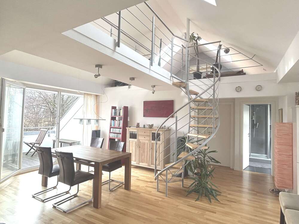 Thumbnail-Wohnung zum Mieten in Stuttgart 1.880,00 € 96 m²