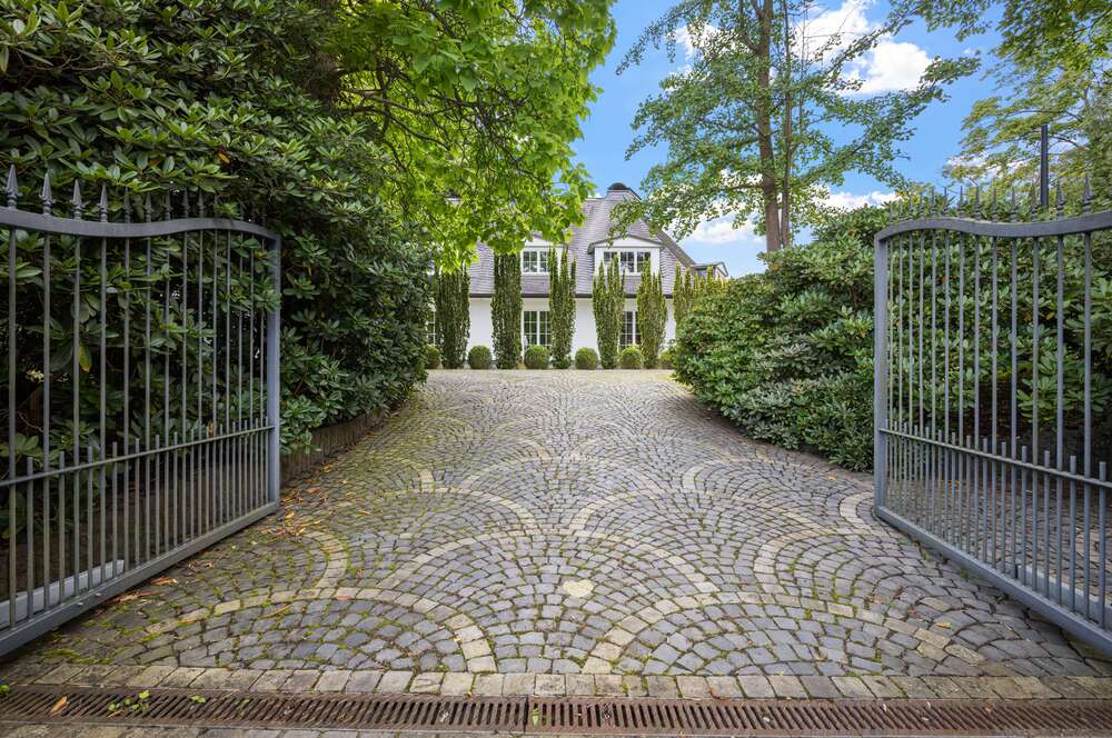 Thumbnail-Haus zum Kaufen in Hamburg 3.490.000,00 € 375 m²