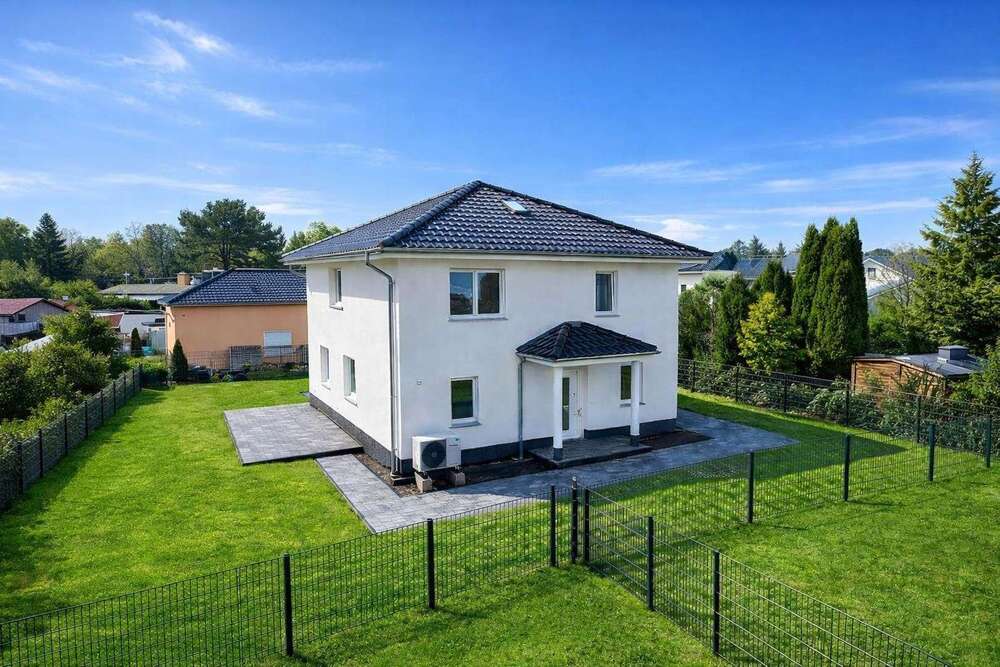 Thumbnail-Haus zum Mieten in Berlin 2.800,00 € 154 m²