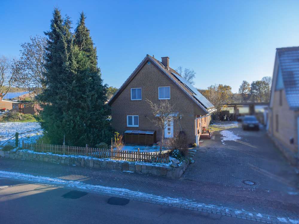 Thumbnail-Haus zum Kaufen in Brekendorf 340.000,00 € 121.29 m²