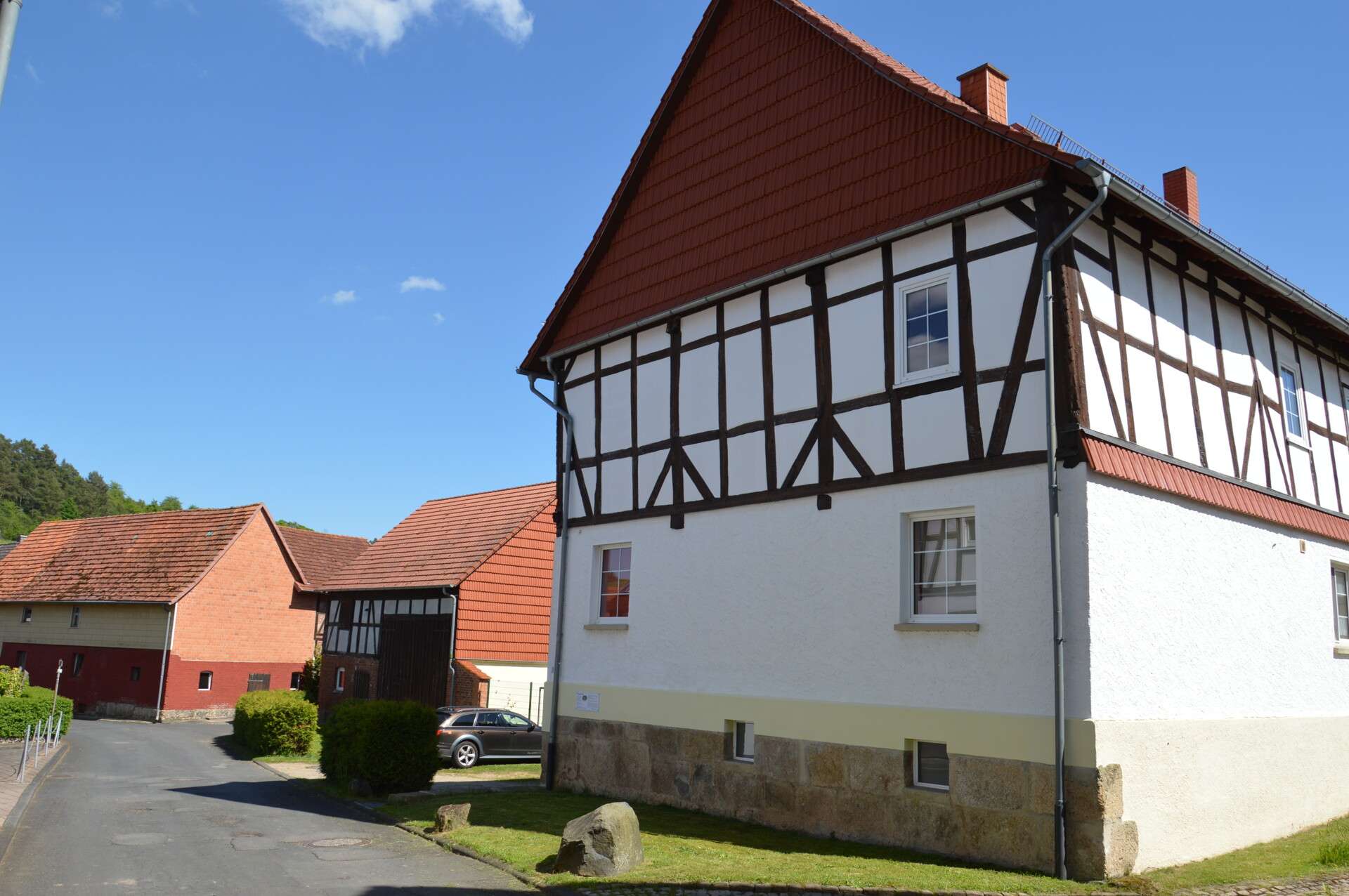 Thumbnail-Haus zum Kaufen in Rotenburg a.d.Fulda 375.000,00 € 180 m²