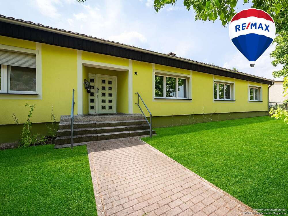 Thumbnail-Haus zum Kaufen in Möckern Ziepel 205.000,00 € 294 m²