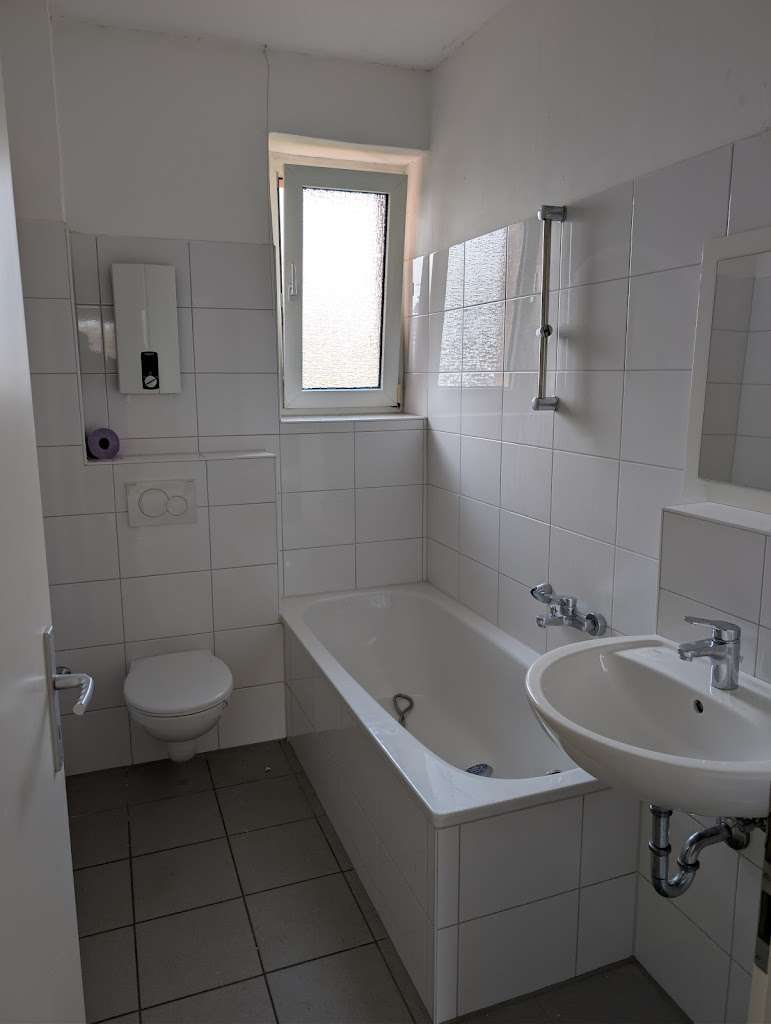 Thumbnail-Wohnung zum Mieten in Oberhausen 380,00 € 49.23 m²