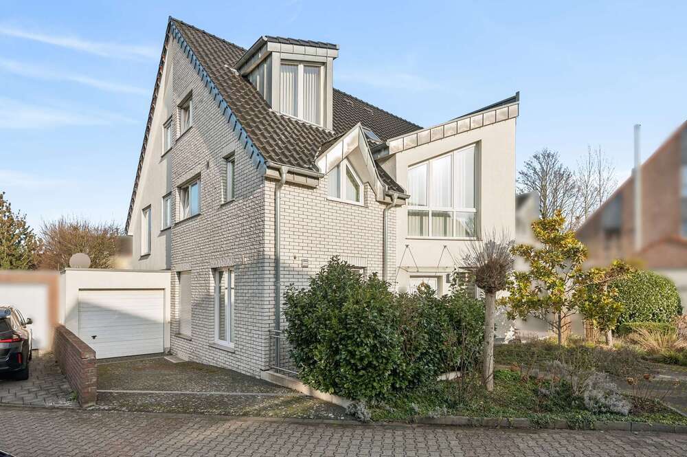 Thumbnail-Haus zum Kaufen in Mönchengladbach 729.000,00 € 269 m²