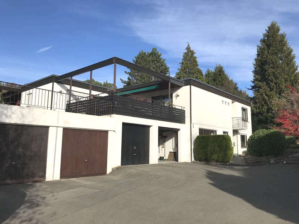 Thumbnail-Haus zum Kaufen in Tübingen 1.100.000,00 € 235 m²