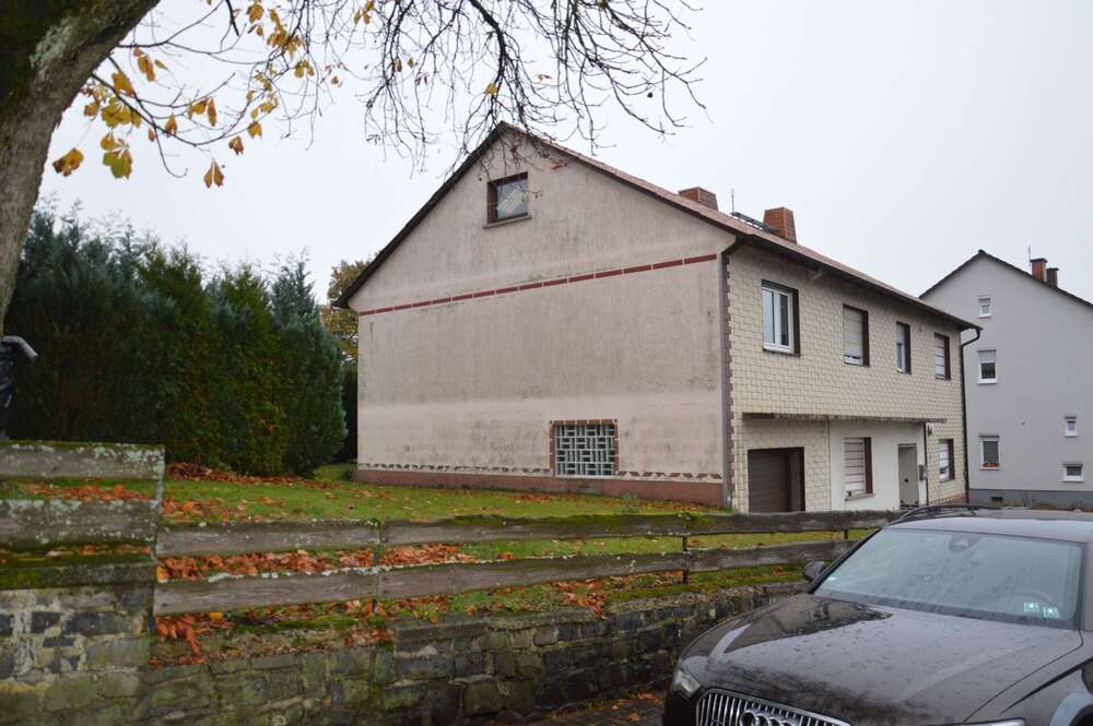 Thumbnail-Haus zum Kaufen in Grebenhain Herchenhain 325.000,00 € 256 m²