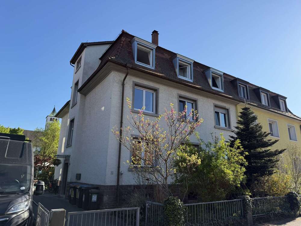 Thumbnail-Wohnung zum Kaufen in Karlsruhe 335.000,00 € 106 m²