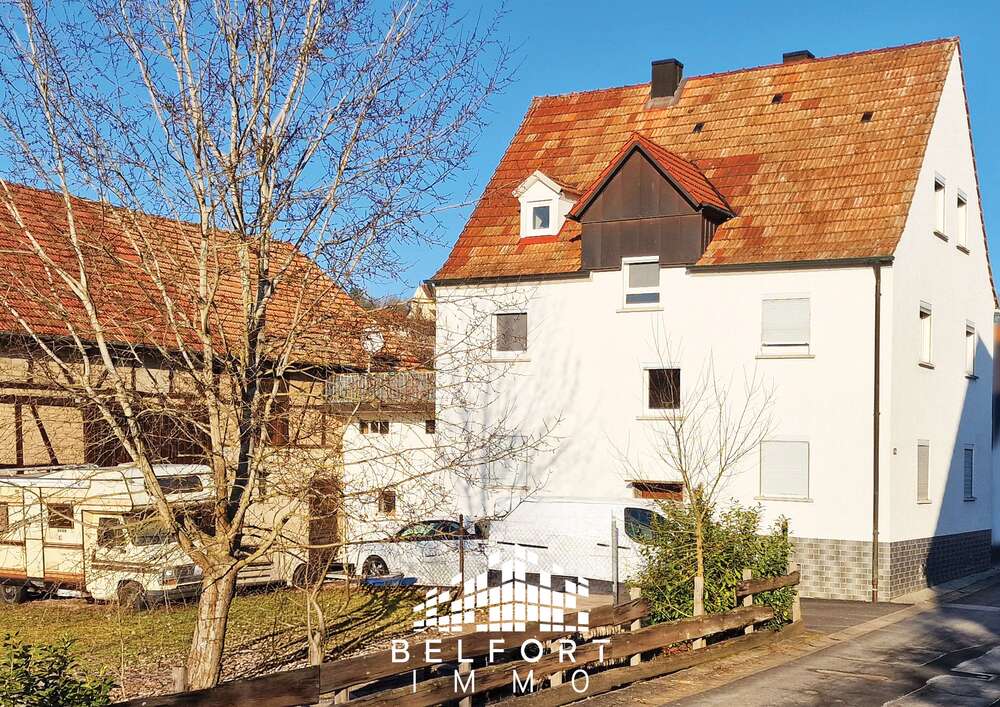 Thumbnail-Haus zum Kaufen in Aura an der Saale 215.000,00 € 189 m²