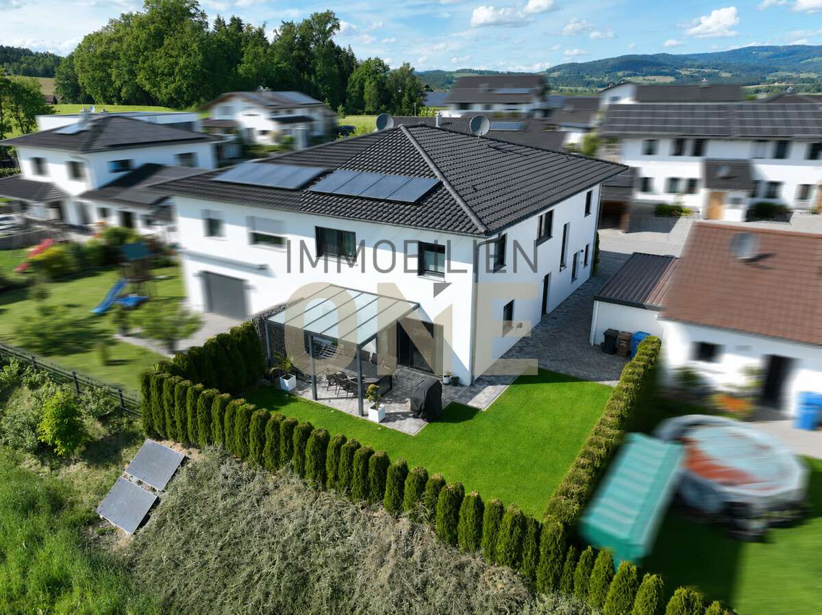 Thumbnail-Haus zum Kaufen in Hunderdorf 535.000,00 € 183.29 m²