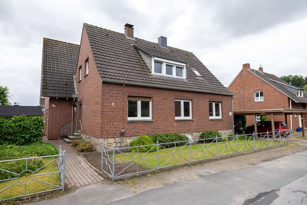 Thumbnail-Haus zum Kaufen in Greven 218.000,00 € 136 m²