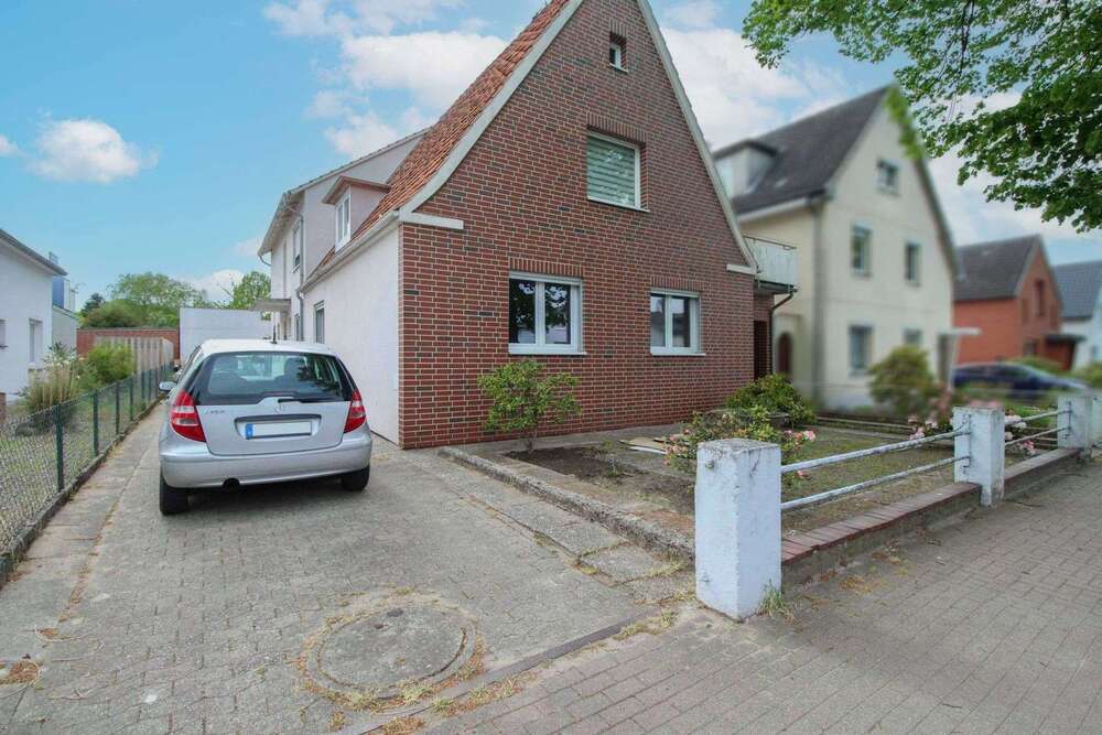 Thumbnail-Haus zum Kaufen in Bad Schwartau 495.000,00 € 250.28 m²