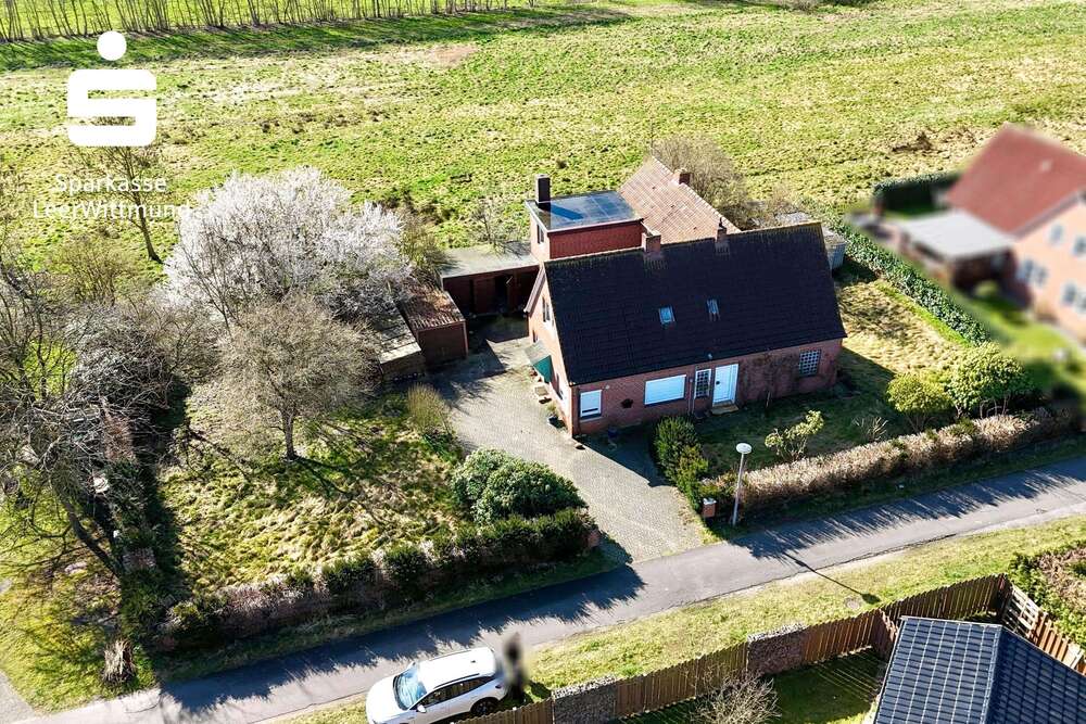 Thumbnail-Haus zum Kaufen in Westoverledingen 99.000,00 € 200 m²