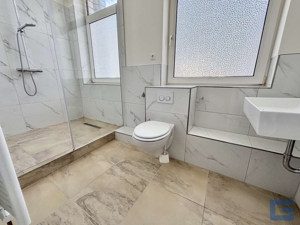 Thumbnail-Wohnung zum Mieten in Kiel Altstadt 1.850,00 € 125 m²