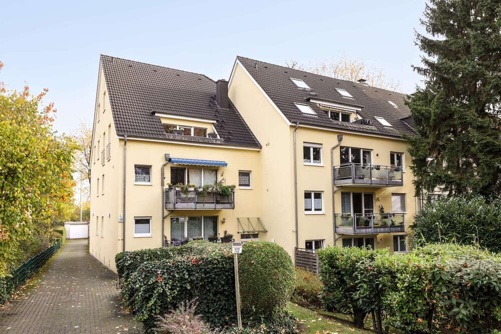 Thumbnail-Wohnung zum Kaufen in Essen 261.000,00 € 77 m²
