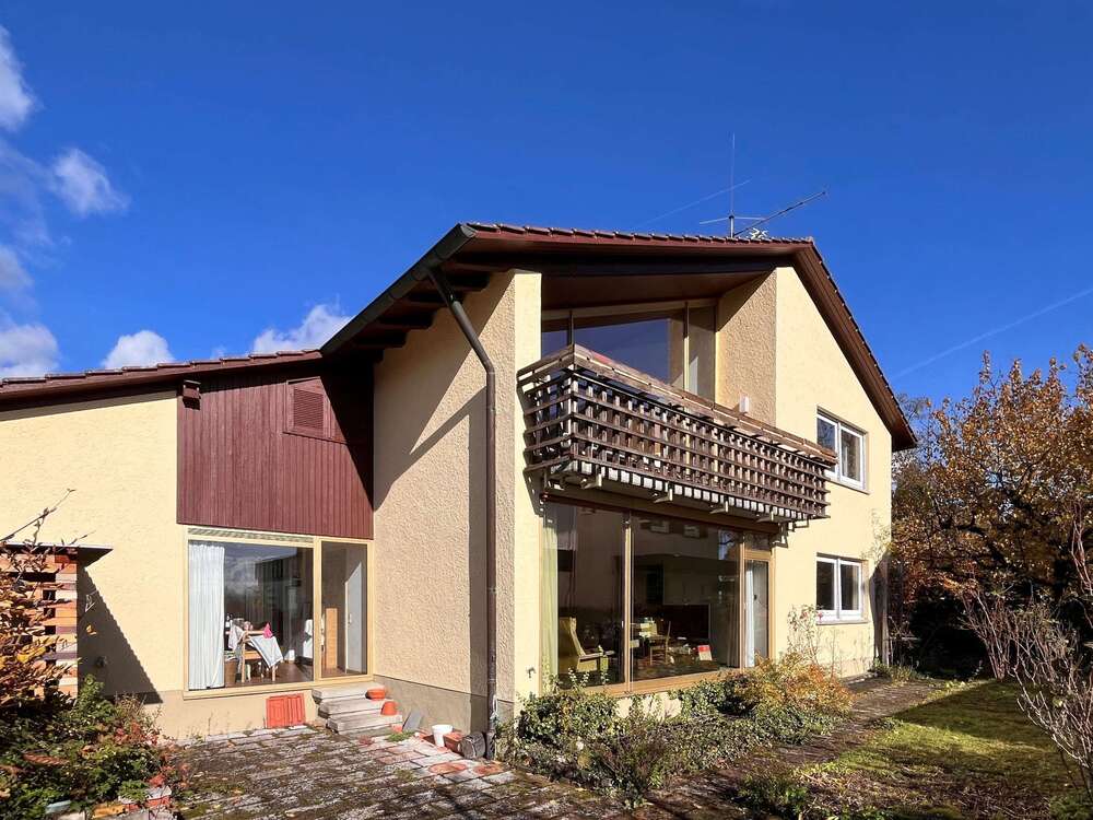 Thumbnail-Haus zum Kaufen in Herrenberg 833.000,00 € 200 m²