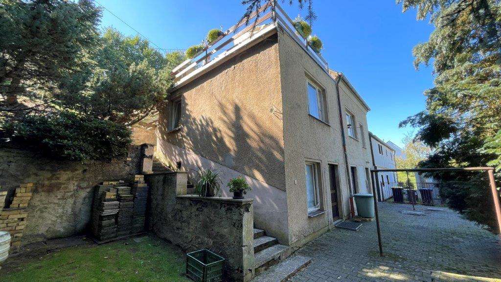 Thumbnail-Haus zum Kaufen in Döbeln 30.000,00 € 90 m²