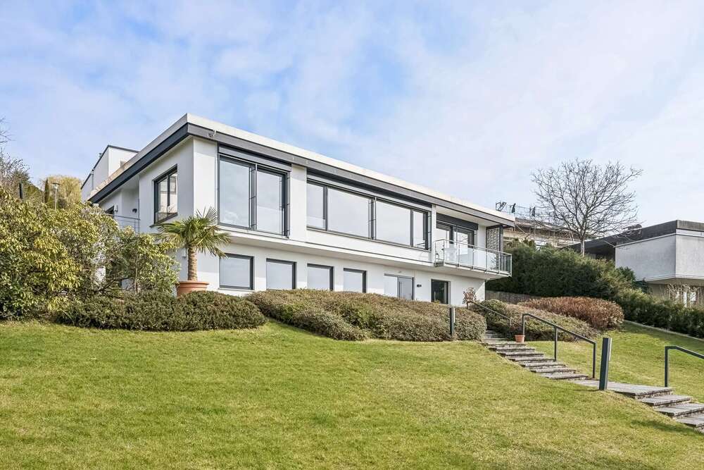 Thumbnail-Haus zum Kaufen in Markdorf 1.950.000,00 € 321 m²