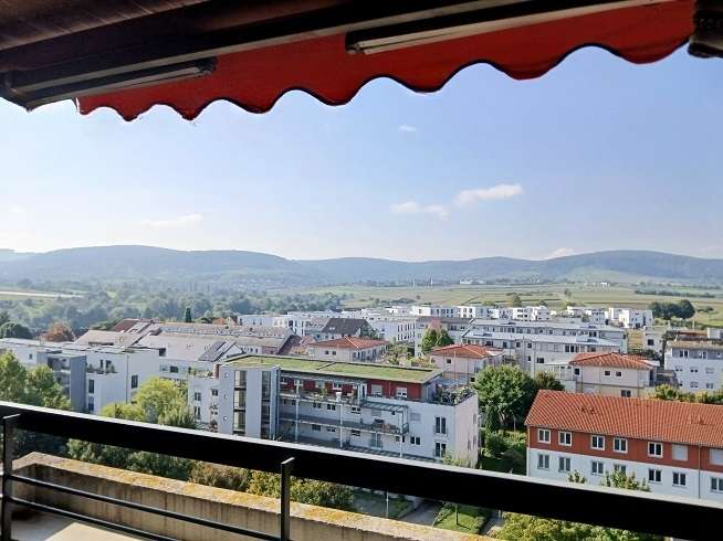 Thumbnail-Wohnung zum Kaufen in Weinstadt 250.000,00 € 104 m²