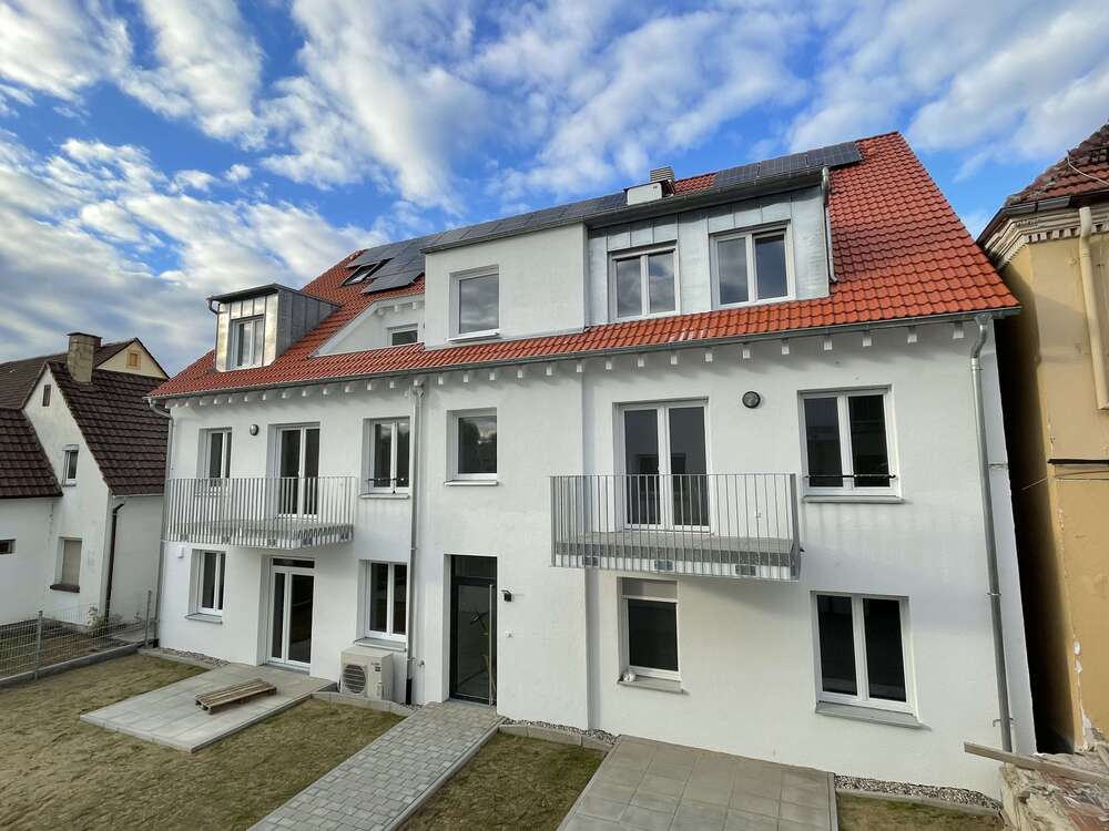 Thumbnail-Wohnung zum Mieten in Philippsburg 1.450,00 € 99.96 m²
