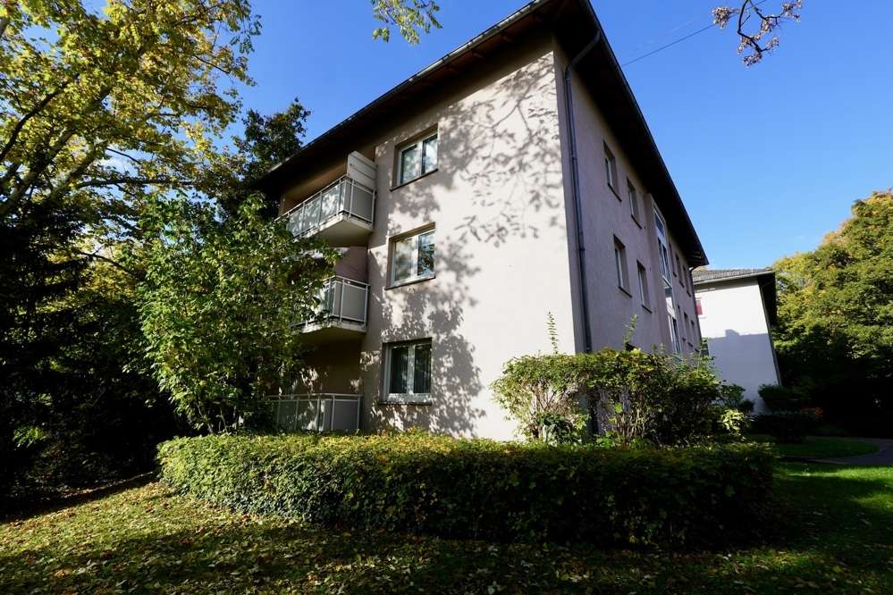 Thumbnail-Wohnung zum Kaufen in Wiesbaden 285.000,00 € 69 m²