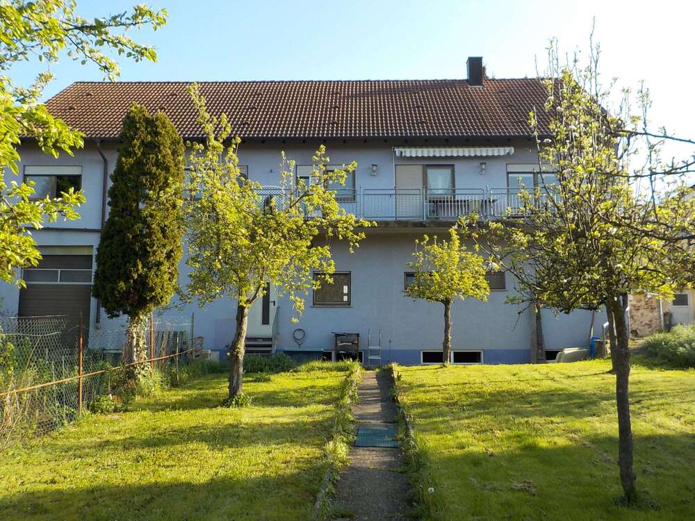 Thumbnail-Wohnung zum Mieten in Zeutern 1.280,00 € 160 m²