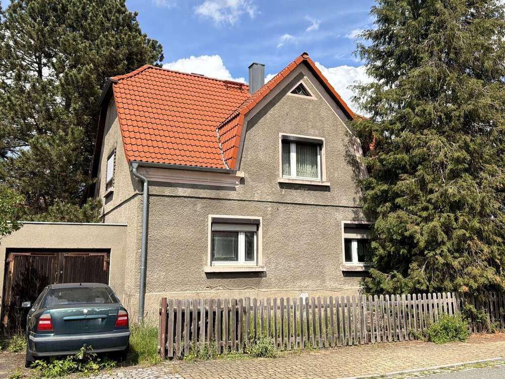Thumbnail-Haus zum Kaufen in Glaubitz 68.000,00 € 143 m²
