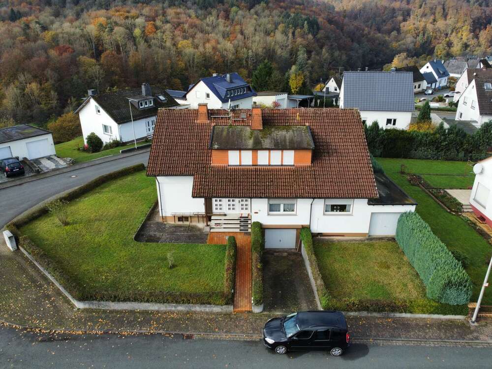 Thumbnail-Haus zum Kaufen in Weilburg-Kirschhofen 289.000,00 € 151 m²