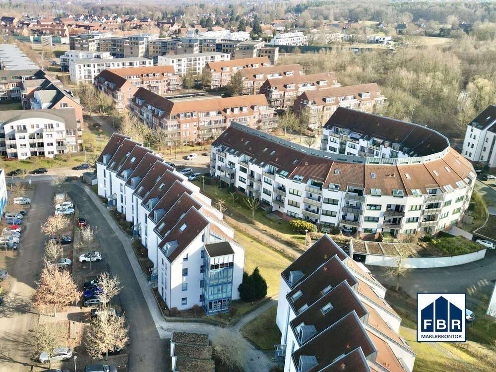 Thumbnail-Wohnung zum Kaufen in Schwerin 140.000,00 € 69.25 m²
