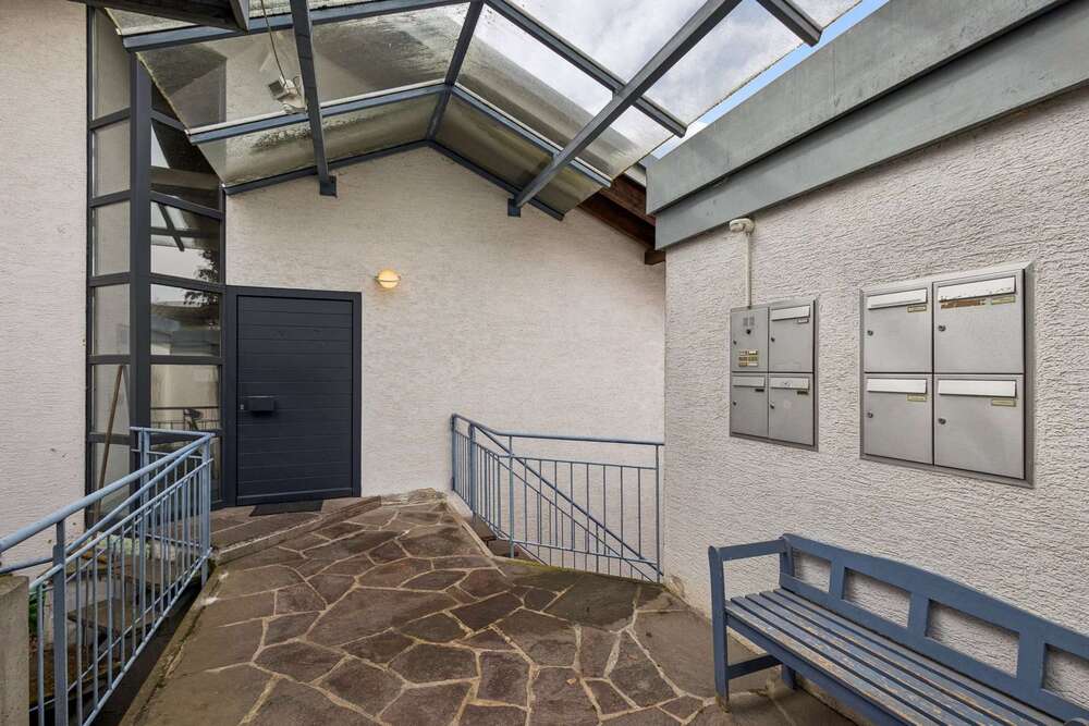 Thumbnail-Wohnung zum Mieten in Pforzheim 900,00 € 93 m²