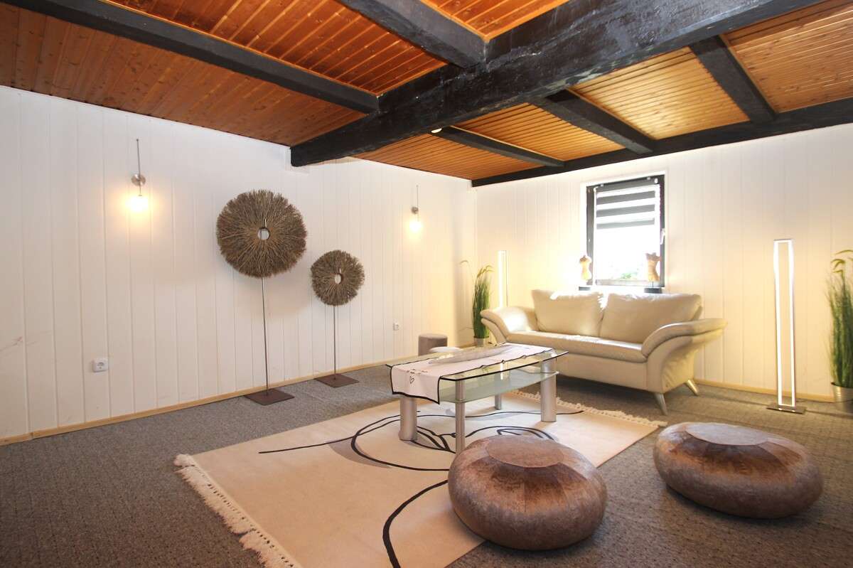 Thumbnail-Haus zum Kaufen in Königswinter Thomasberg 210.000,00 € 86 m²