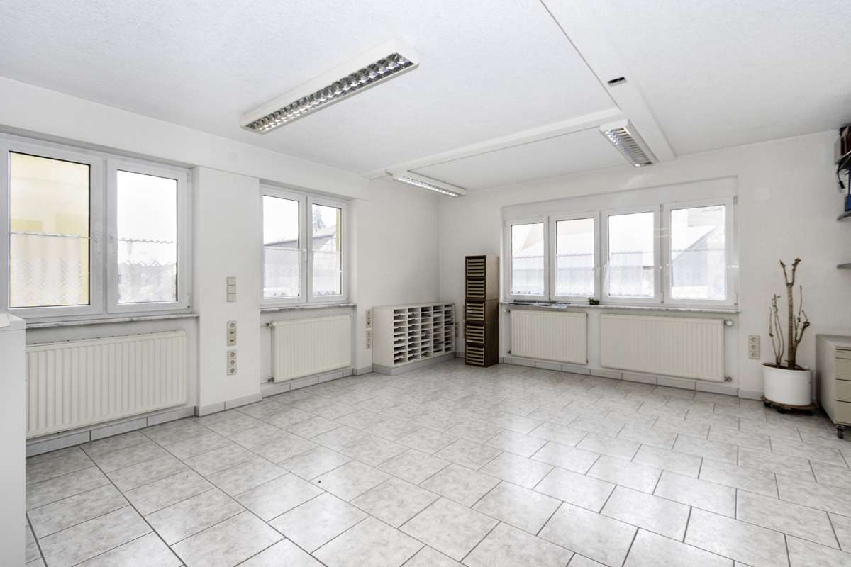 Thumbnail-Büro in Mengen-Ennetach 750,00 € 120 m²