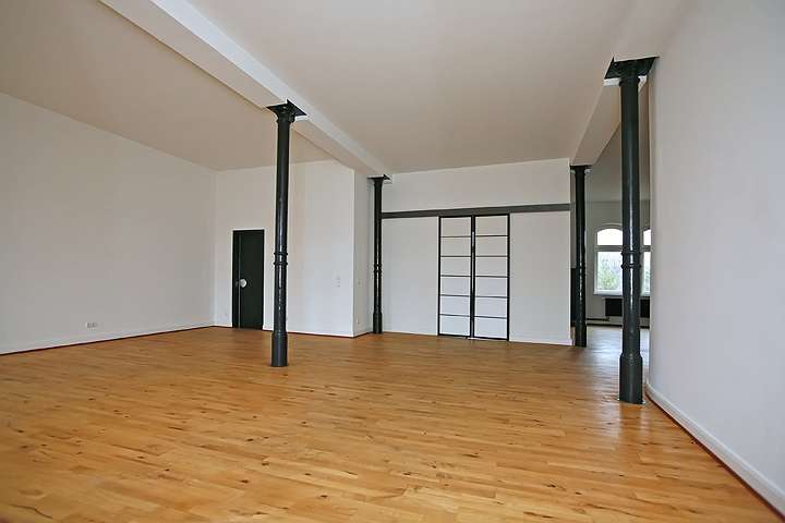 Thumbnail-Wohnung zum Mieten in Hamburg 2.398,16 € 137 m²