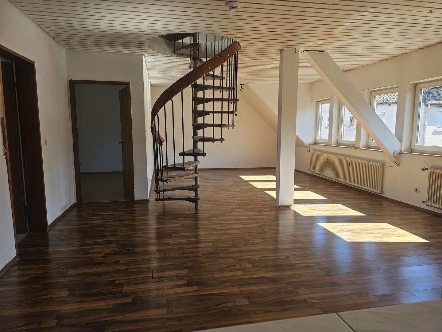 Thumbnail-Haus zum Kaufen in Eberstadt Hölzern 385.000,00 € 251.78 m²