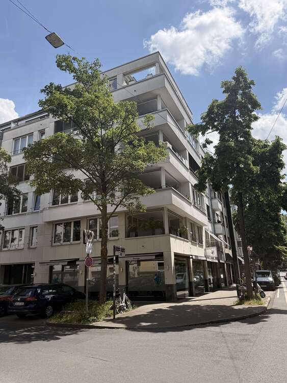 Thumbnail-Wohnung zum Kaufen in Düsseldorf 690.000,00 € 104 m²