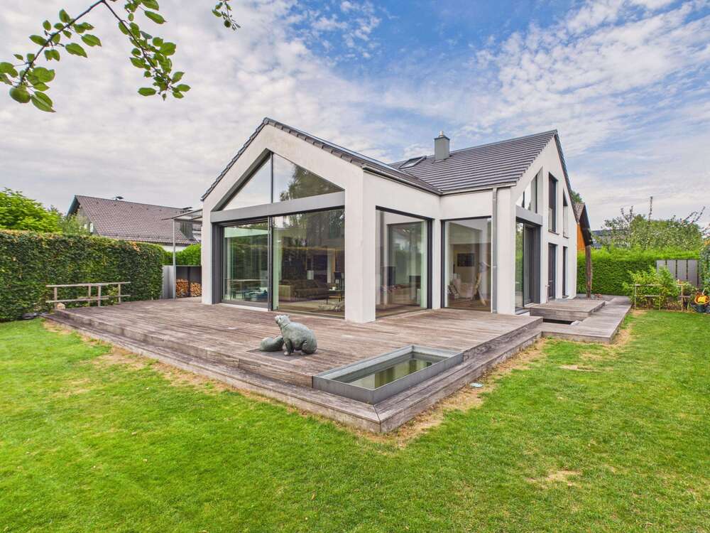 Thumbnail-Haus zum Mieten in Ismaning 10.100,00 € 402 m²