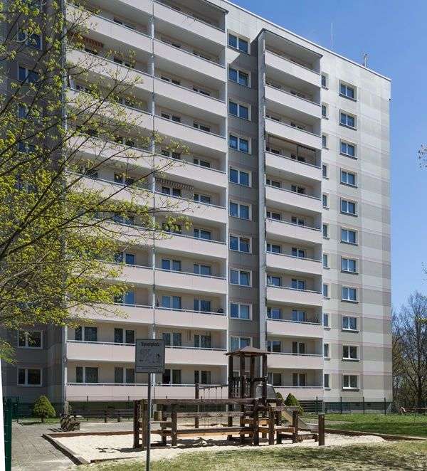 Thumbnail-Wohnung zum Mieten in Hermsdorf 425,00 € 73.4 m²