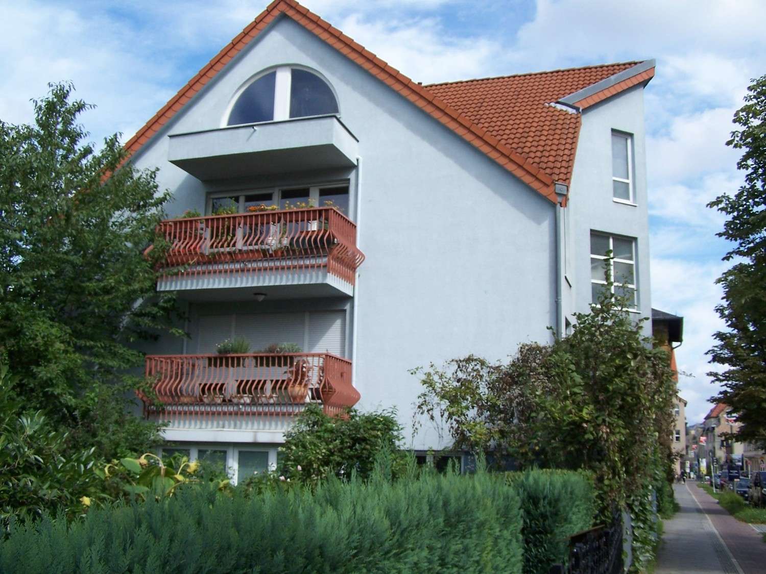 Thumbnail-Haus zum Kaufen in Berlin 1.985.000,00 € 517 m²