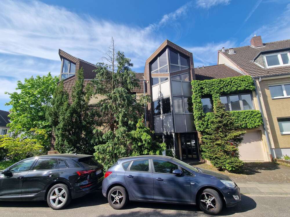 Thumbnail-Haus zum Kaufen in Köln 1.195.000,00 € 517 m²