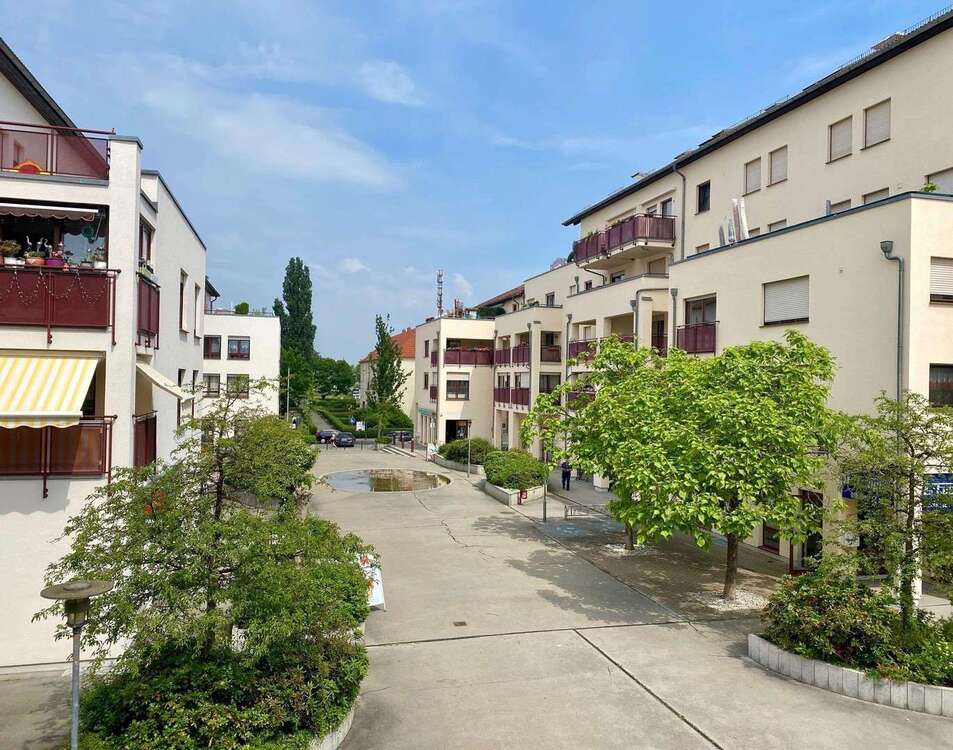 Thumbnail-Büro in Taucha 2.200,00 € 345 m²