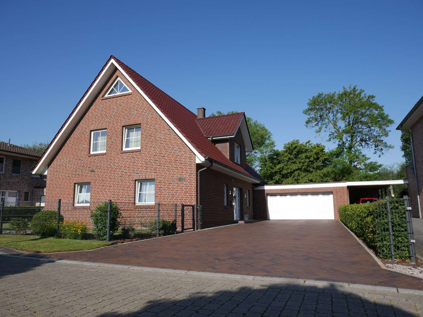 Thumbnail-Haus zum Kaufen in Leer 597.500,00 € 200 m²