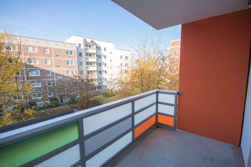 Thumbnail-Wohnung zum Mieten in Halle (Saale) 285,00 € 35.57 m²