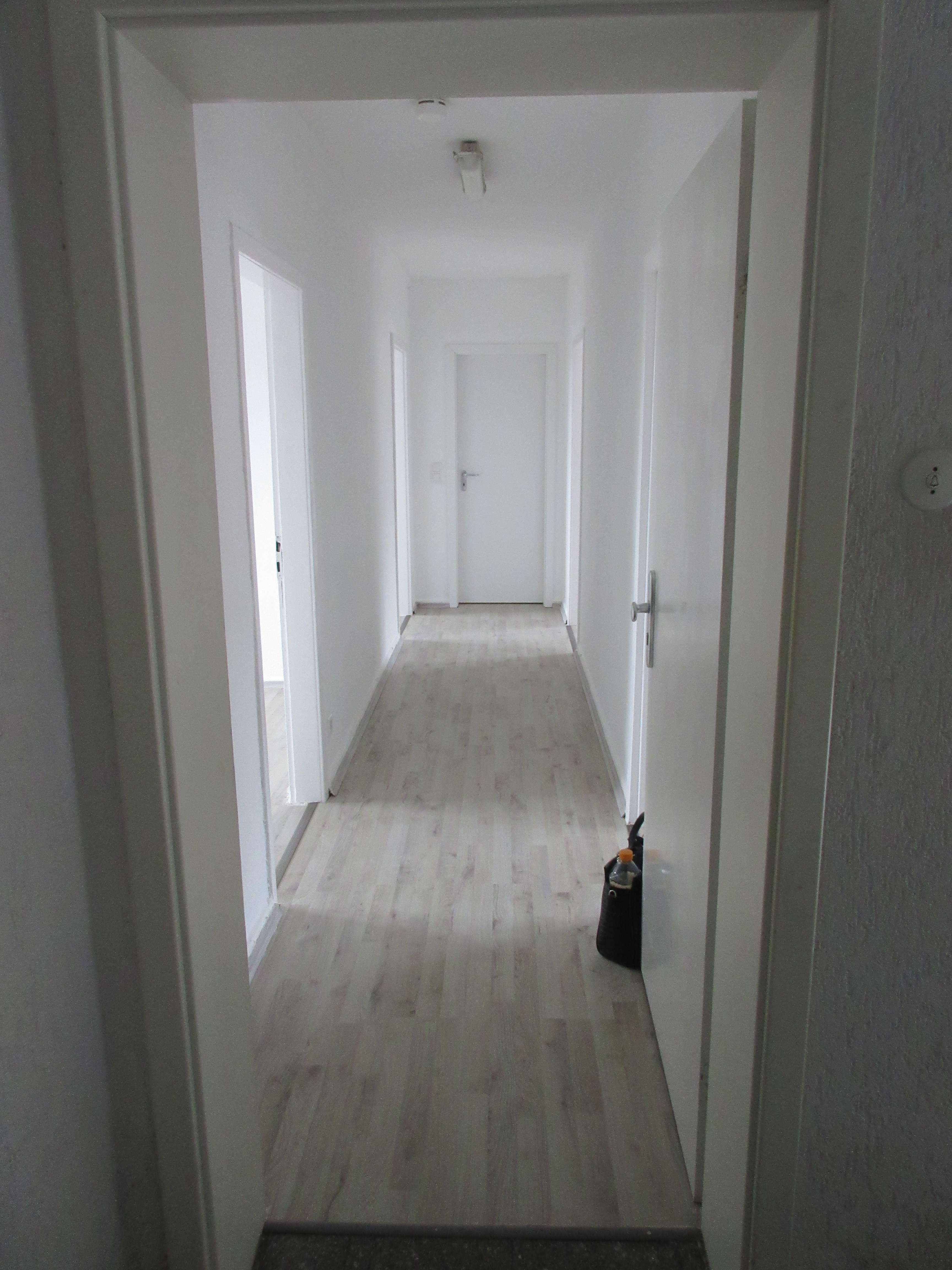 Thumbnail-Wohnung zum Mieten in Essen 210,00 € 20.01 m²