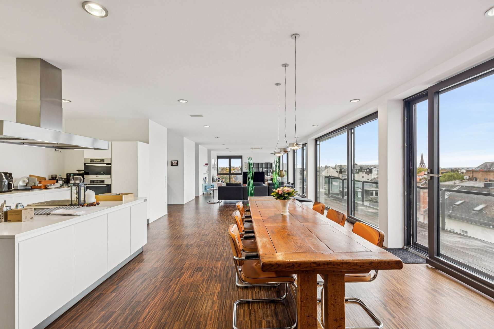 Thumbnail-Wohnung zum Mieten in Bad Nauheim 3.800,00 € 328 m²